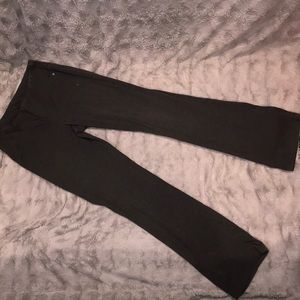 Women’s yoga pants